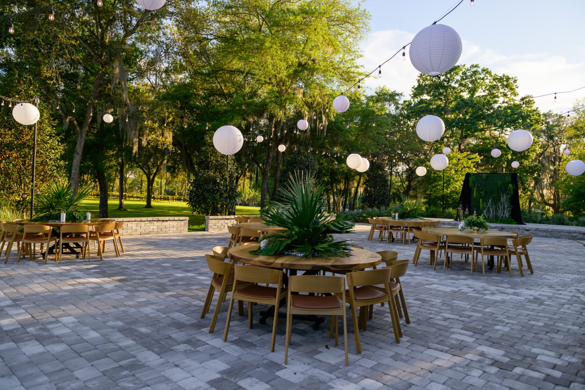 Gorgeous outdoor venue in Gainesville FL for weddings and private events